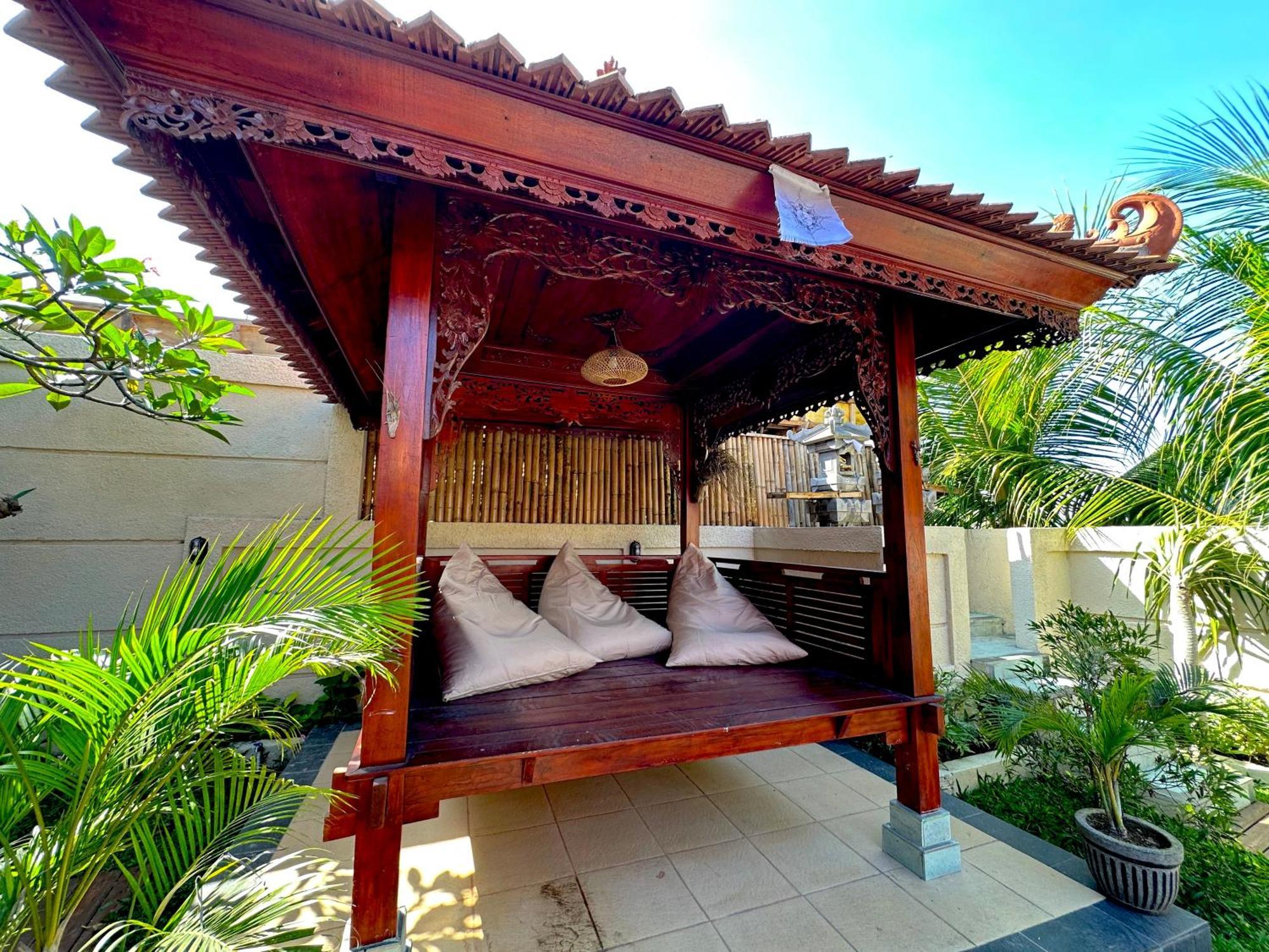 Puri Melati Hotel Uluwatu Exterior foto